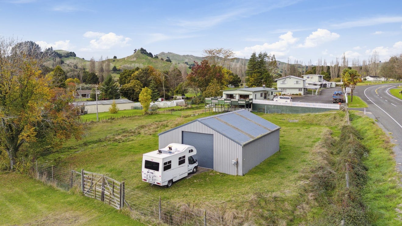 835 State Highway 67, FAIRDOWN, WESTPORT - Carousel 35