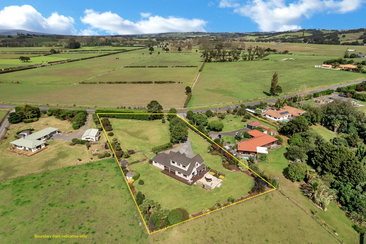 26 Matarau Road, Kamo - Carousel 35