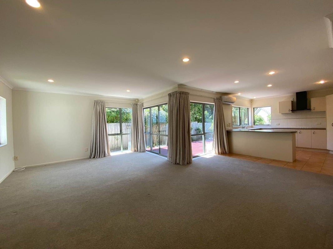 17B Drake Street, Howick, Auckland - Carousel 2