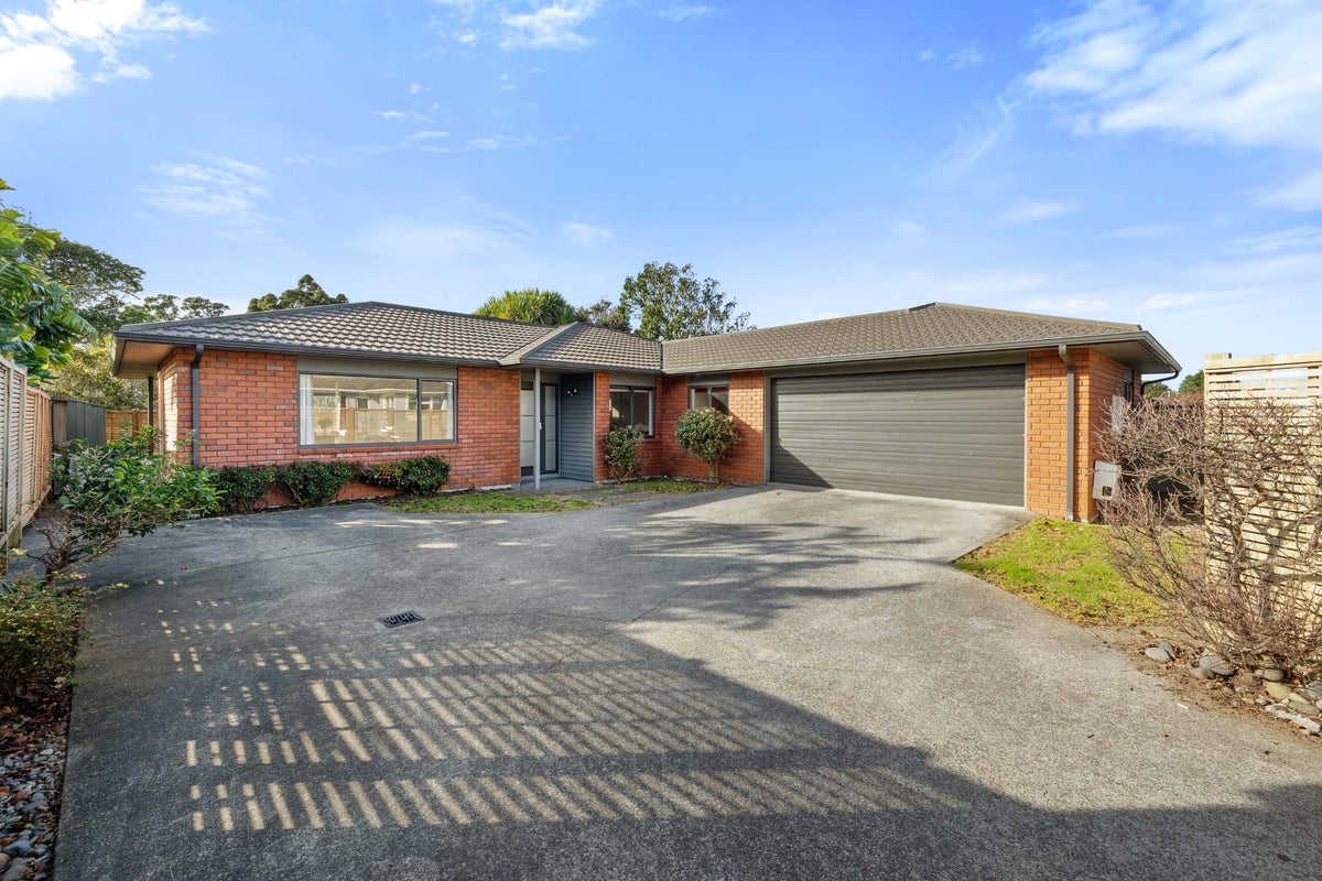 33A Lismore Street, Strandon, New Plymouth - Carousel 1