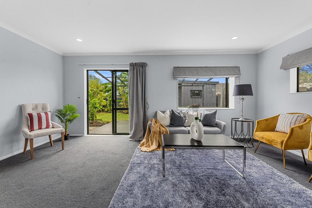 628A Te Atatu Road, Te Atatu Peninsula, Auckland - Carousel 1
