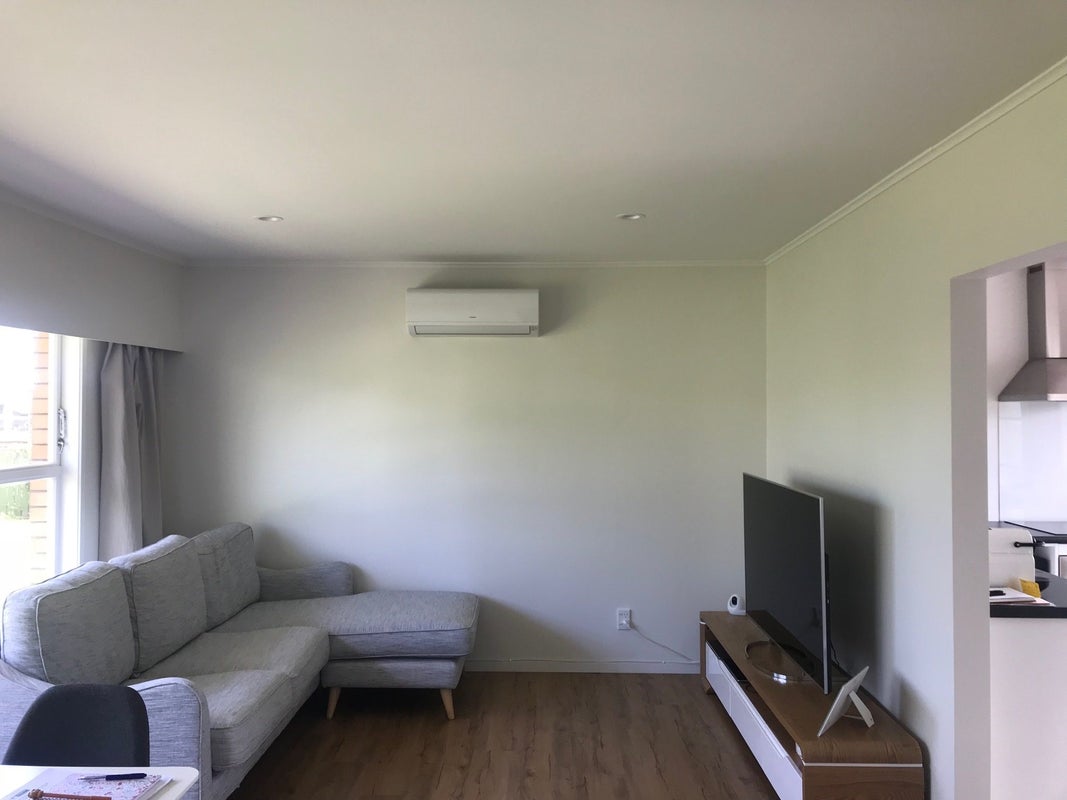2/53 Shakespeare Road, Milford, Auckland - Carousel 2