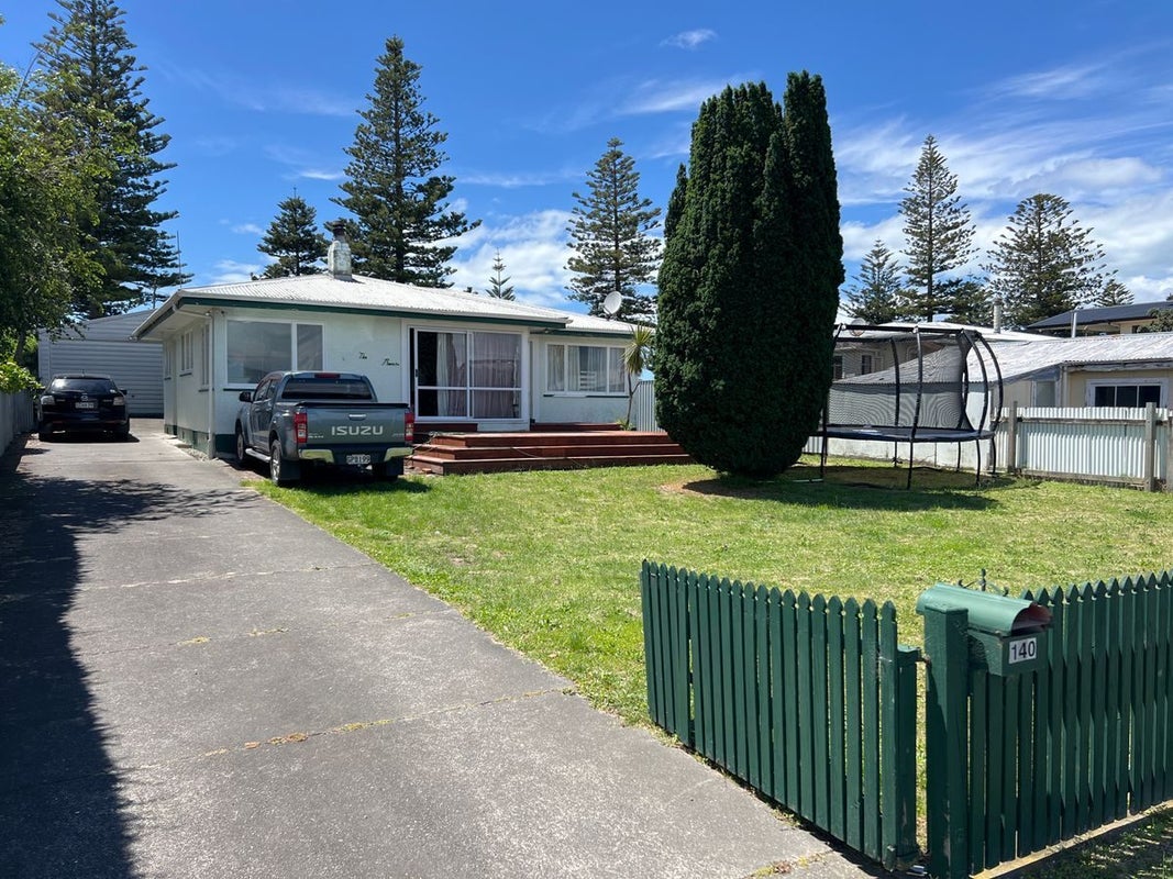 140 Te Awa Avenue, Awatoto, Napier - Carousel 1