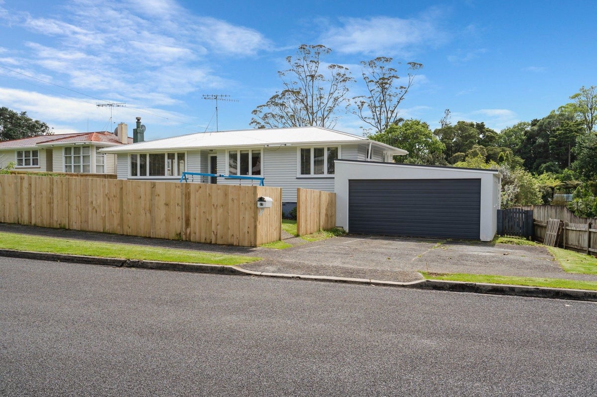 17 Tuatara Drive, Kamo, Whangarei - Carousel 1