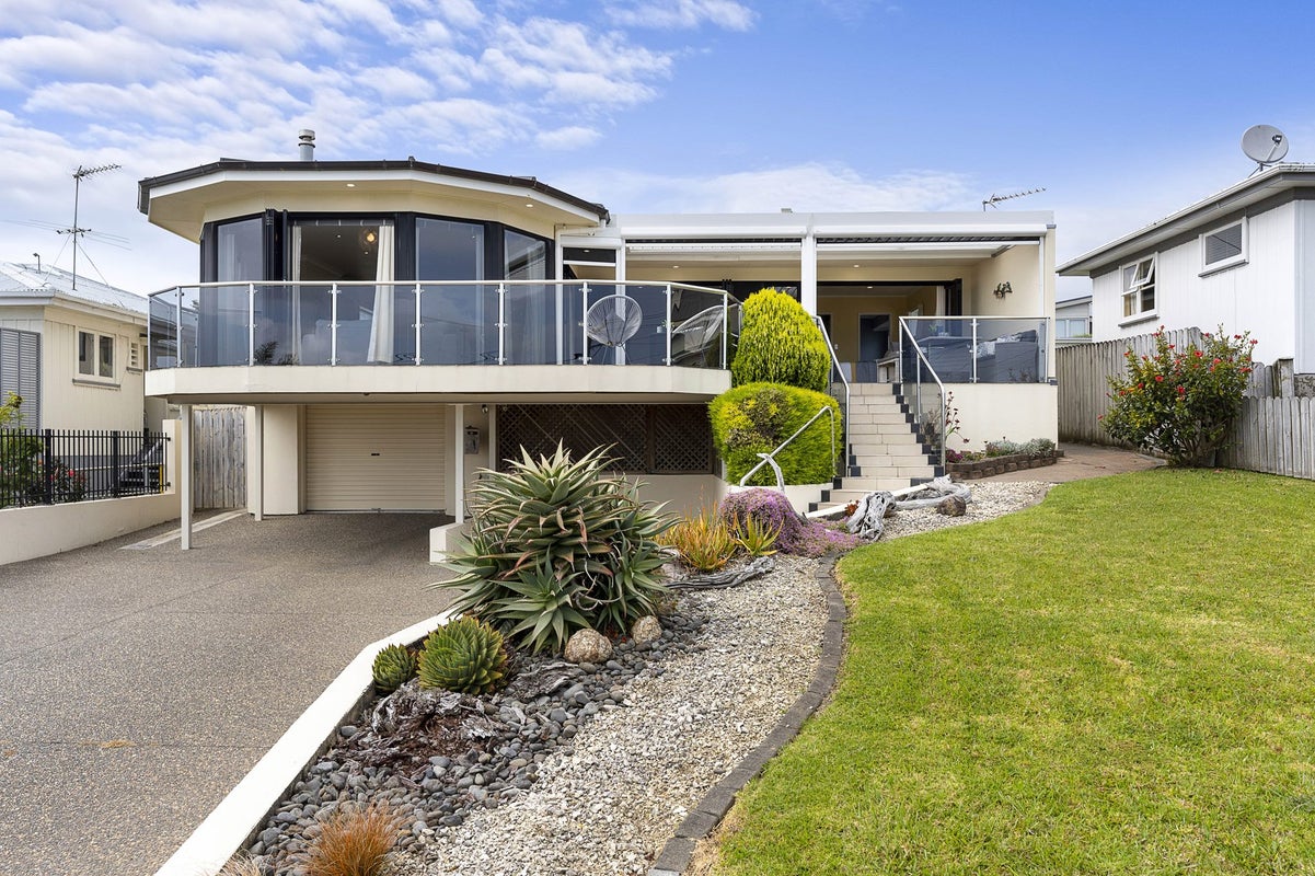 17 Craig Road, Maraetai, Auckland - Carousel 2