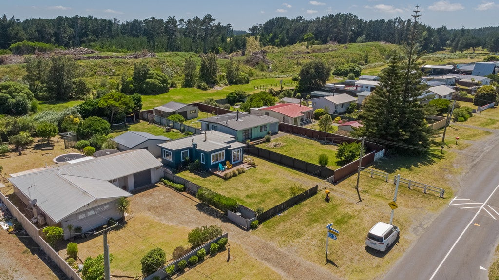 36 Koputara Road, Himatangi Beach, Foxton - Carousel 19