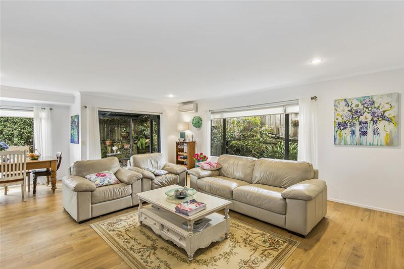 33A Gibraltar Street, Howick, Auckland - Carousel 2