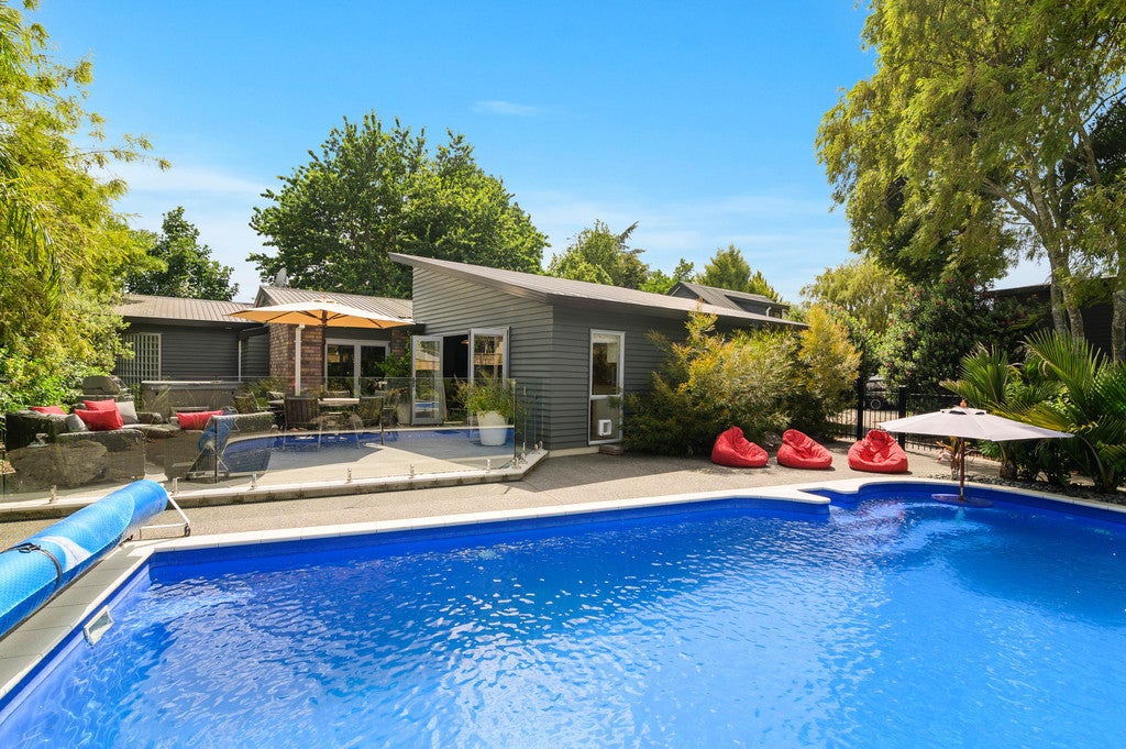 18A Fairley Road, Lynmore, Rotorua - Carousel 1
