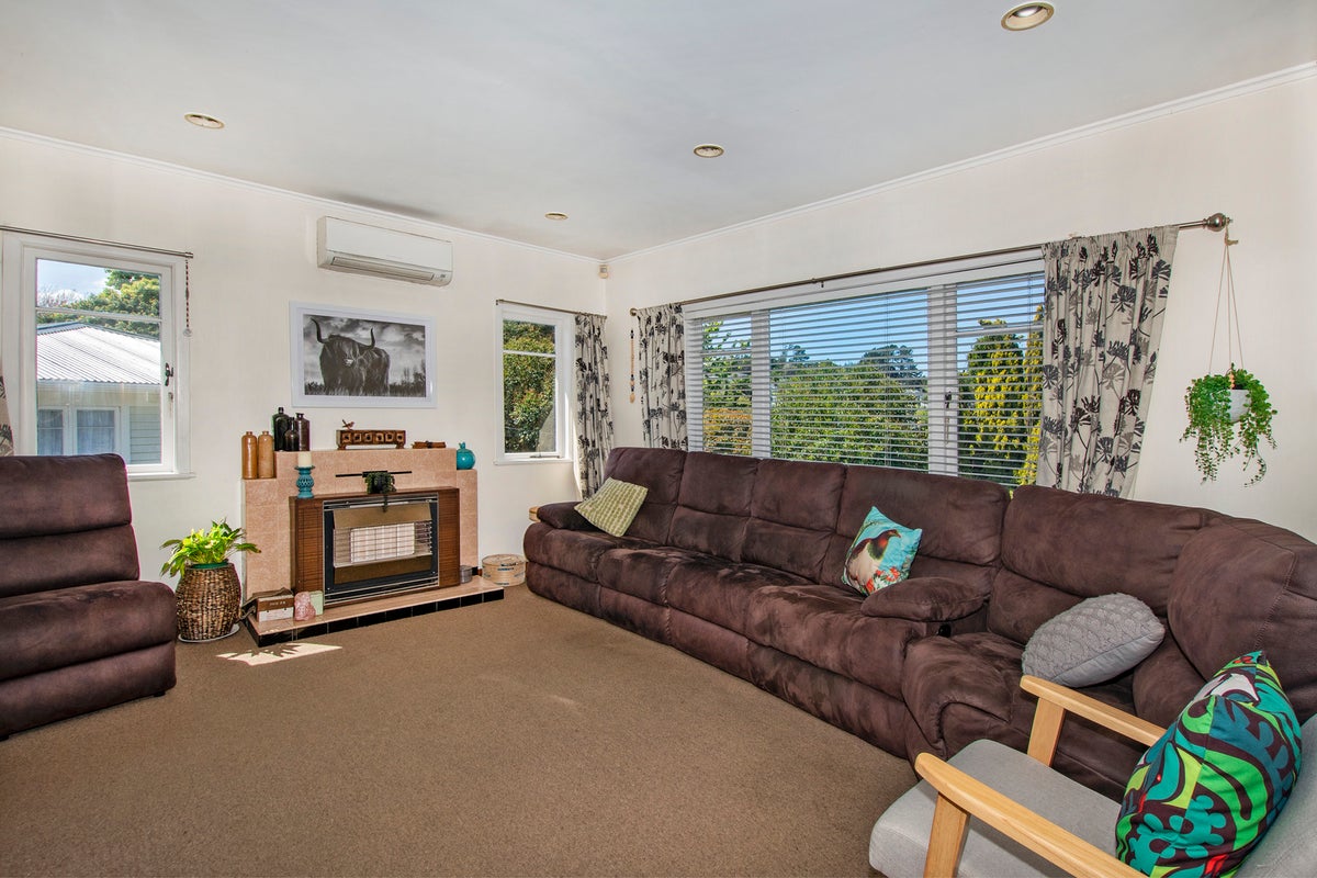 27 Waiatawa Road, Tikipunga, Whangarei - Carousel 2