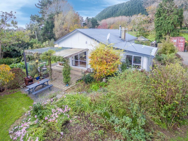 224 State Highway 1, Otaki - Carousel 2