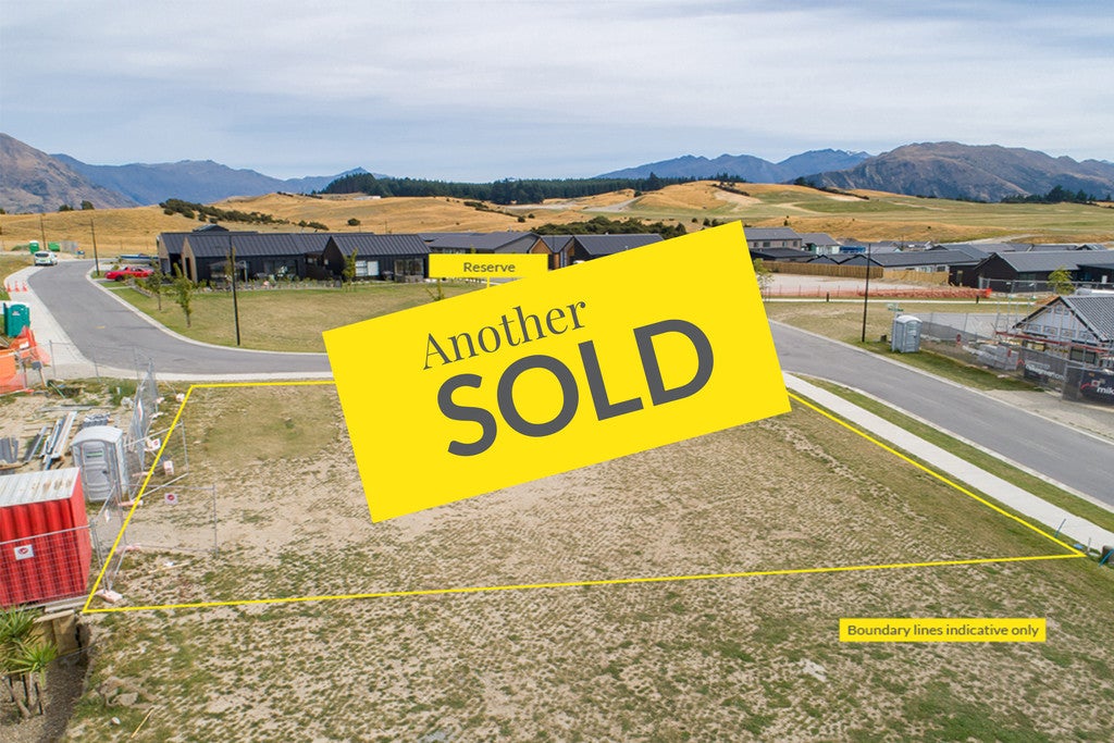 3 Sawdon Street, Wanaka - Carousel 1