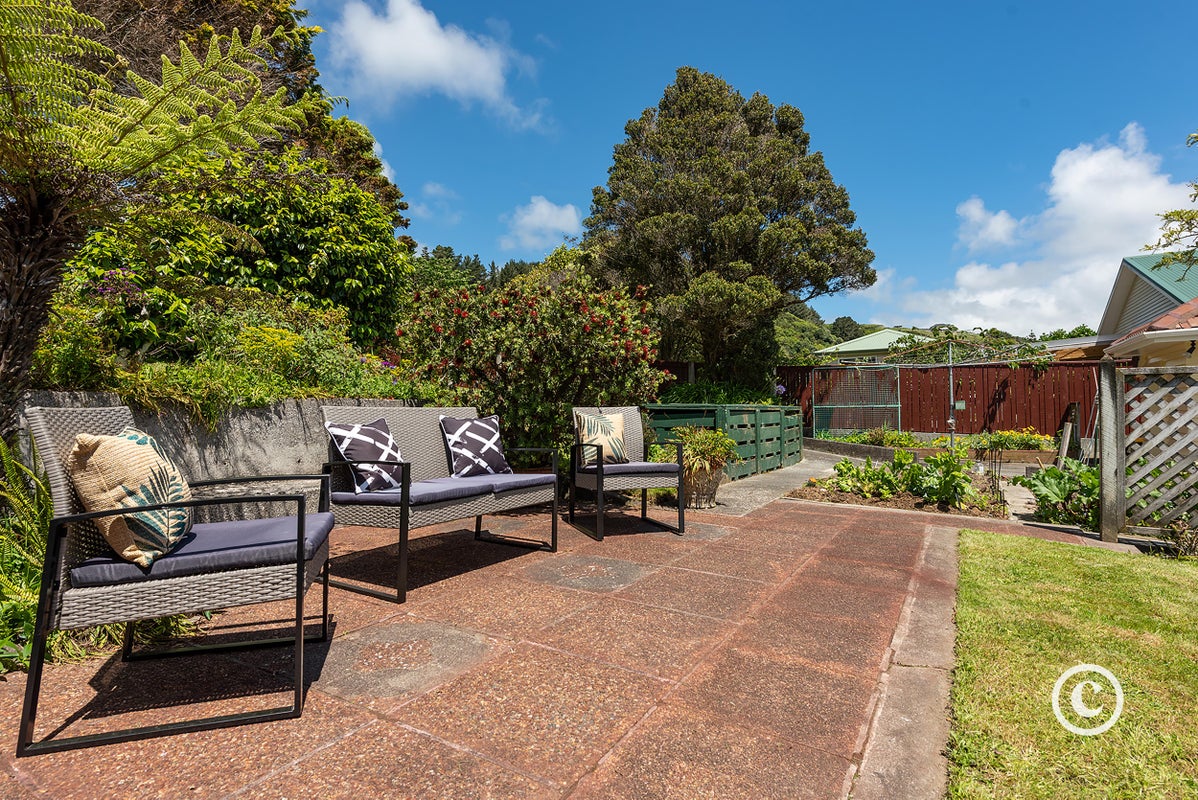 45 Raroa Terrace, Tawa, Wellington - Carousel 20