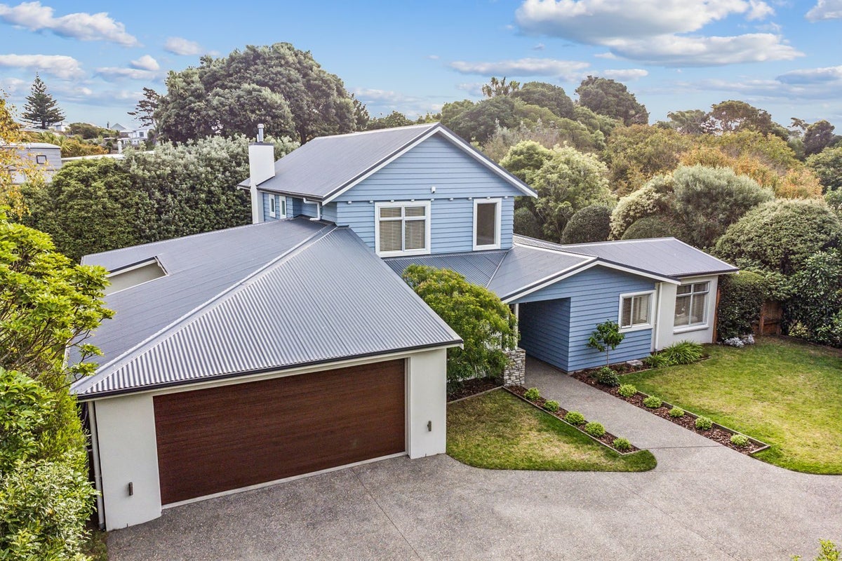 3 Southleigh, Raumati South, Paraparaumu - Carousel 2