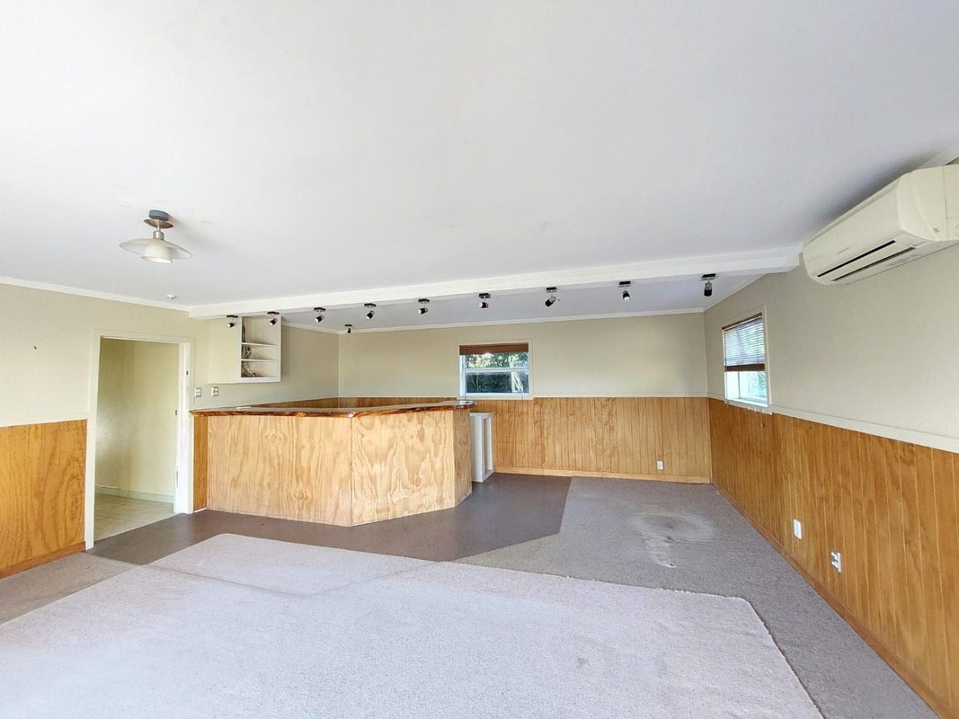 5 Croydon Road, New Lynn, Auckland - Carousel 2