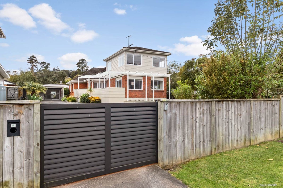 148 Atkinson Road, Titirangi, Auckland - Carousel 2