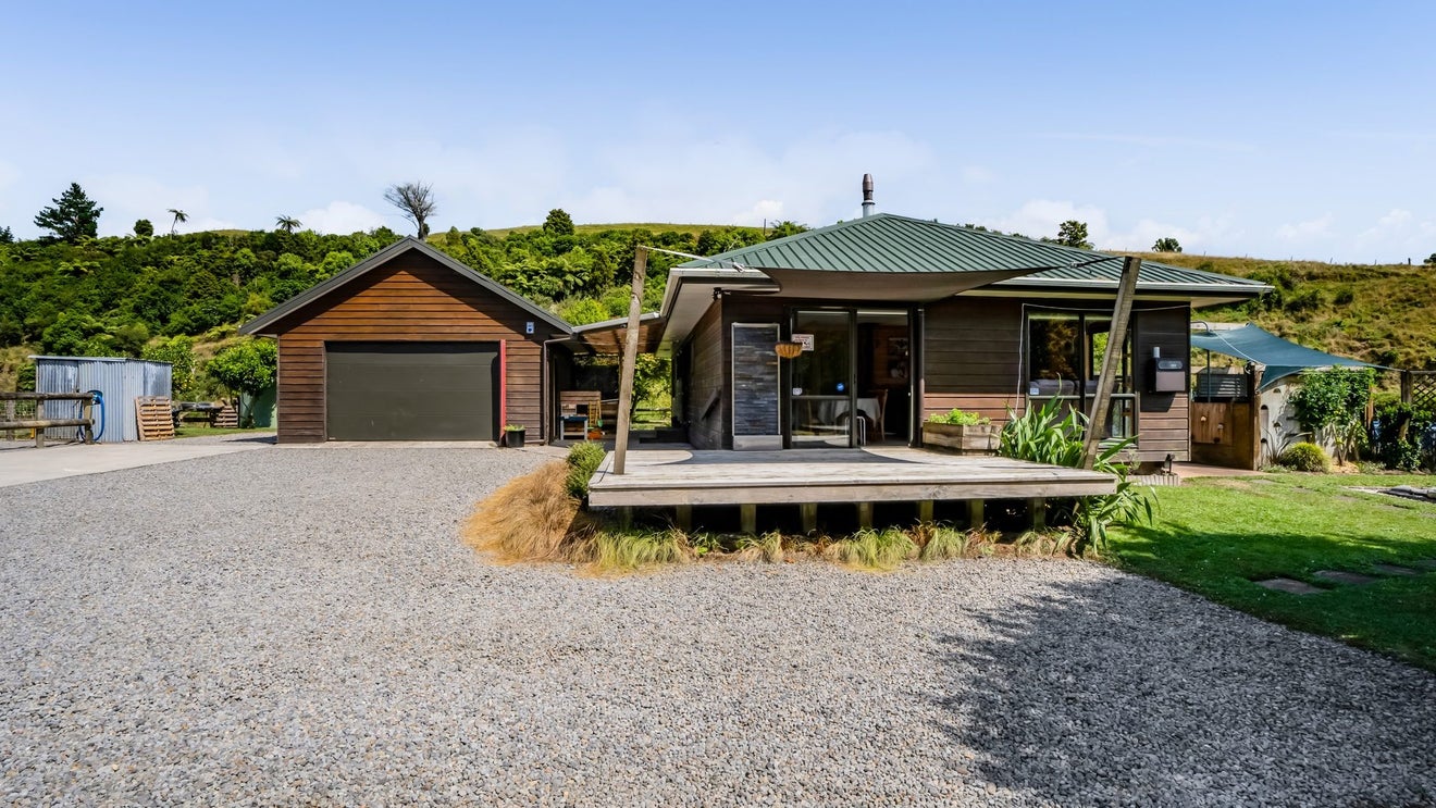 538 Everett Road, Everett Park, Inglewood - Carousel 1
