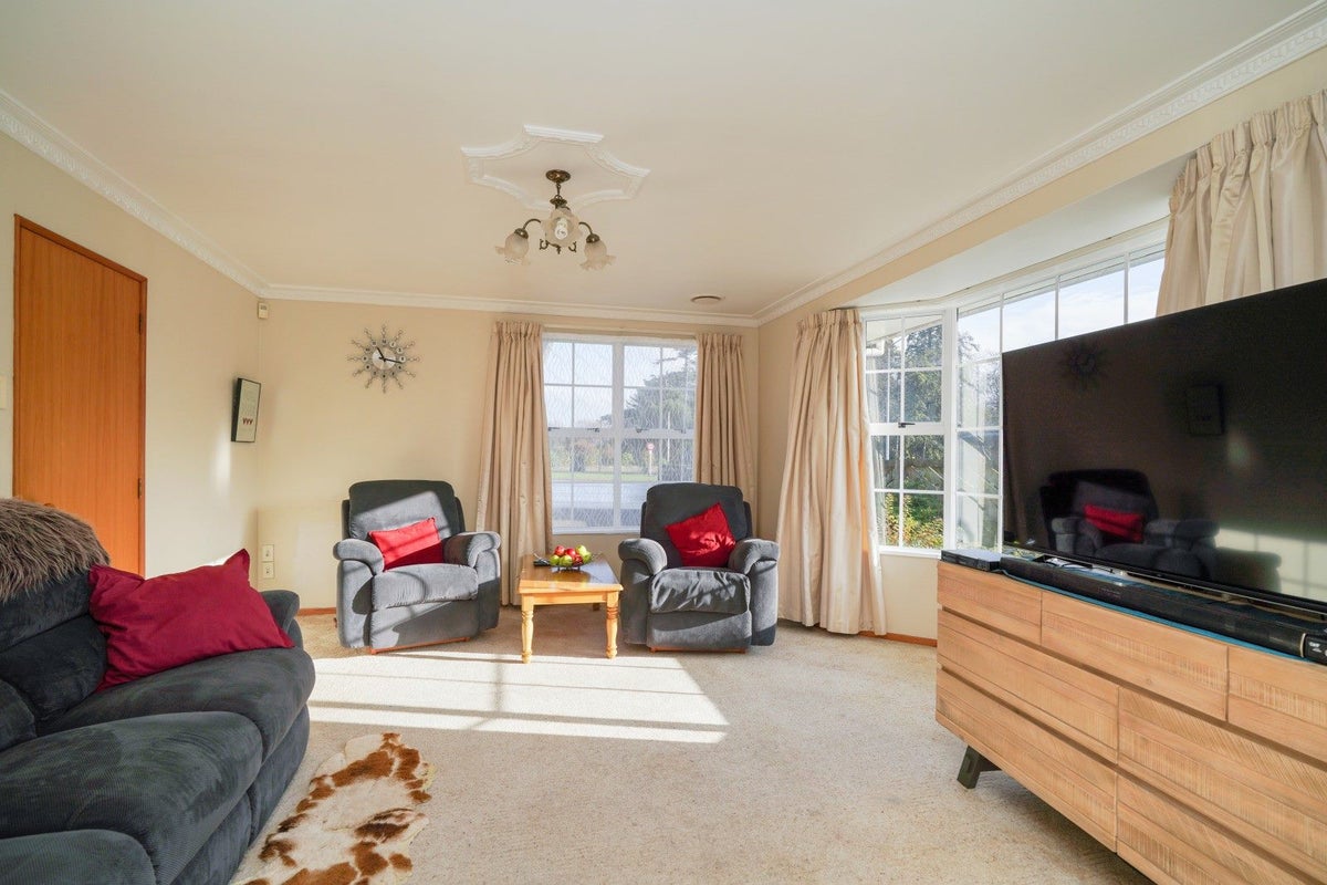169 Queens Drive, Richmond, Invercargill - Carousel 2