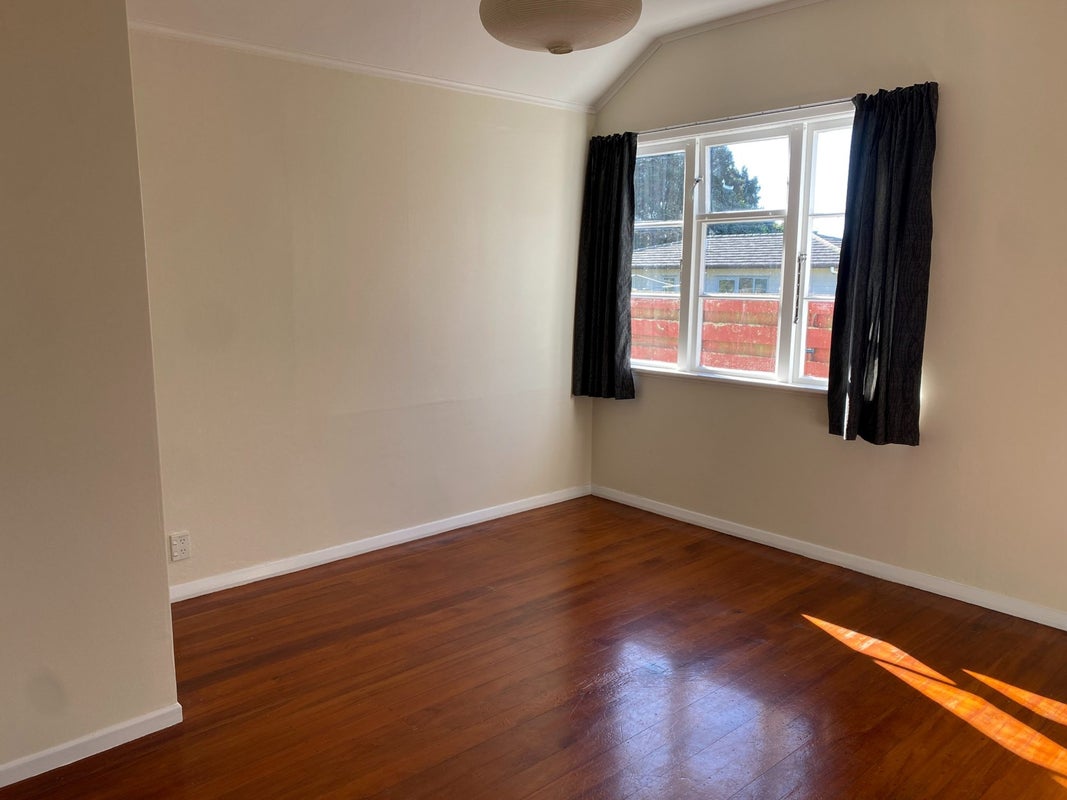 74 Daventry Street, Waterview, Auckland - Carousel 1