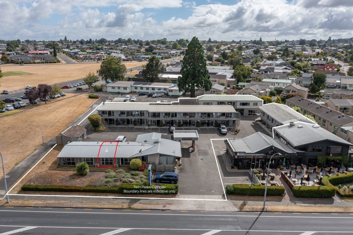 76 Lake Terrace, Taupo, Taupo - Carousel 1