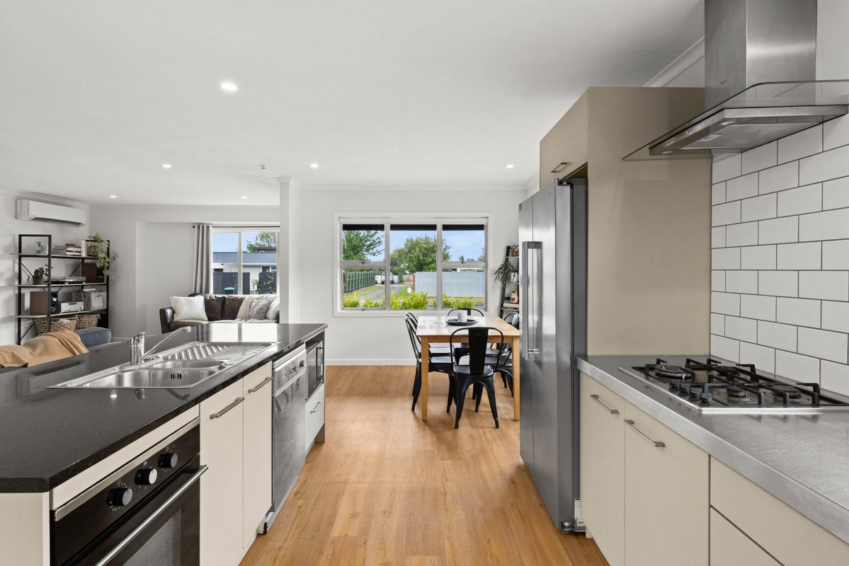910 Ebbett Street, Raureka, Hastings - Carousel 2