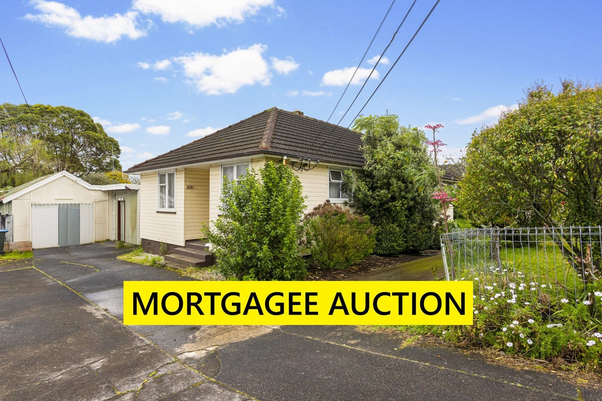335 Blockhouse Bay Road, Avondale, Auckland - Carousel 1