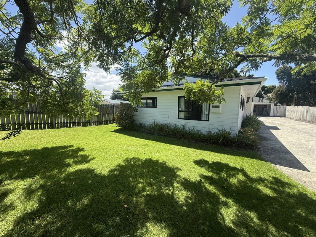 13 Pyle Road West, One Tree Point, Whangarei - Carousel 1