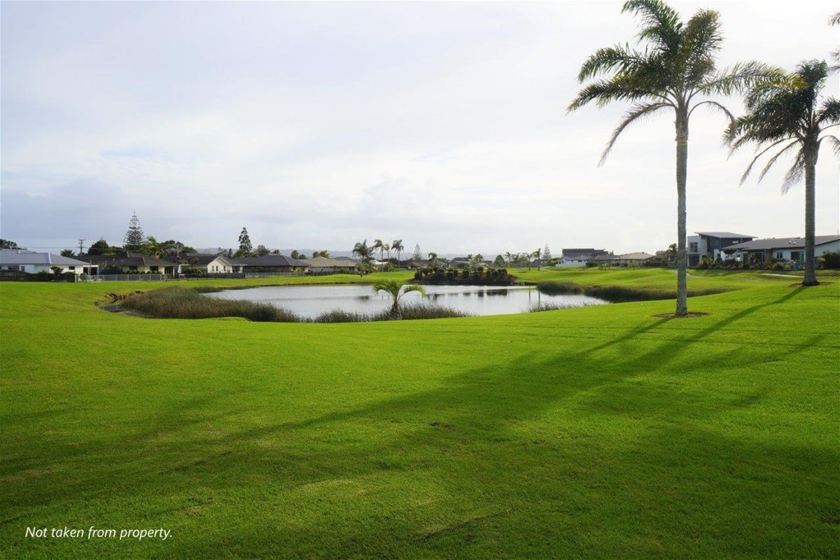 61 Barbados Way, One Tree Point - Carousel 7