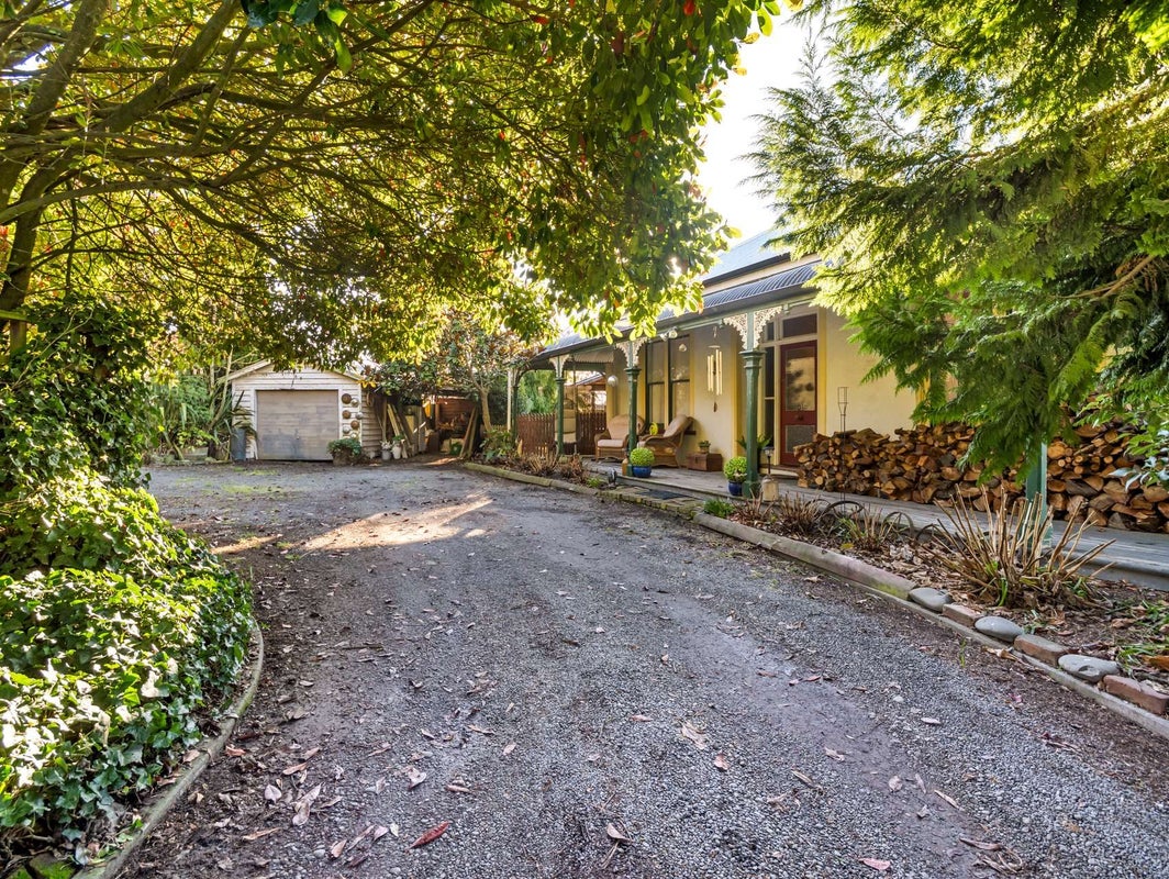 31 West Town Belt, Rakaia, Rakaia - Carousel 1