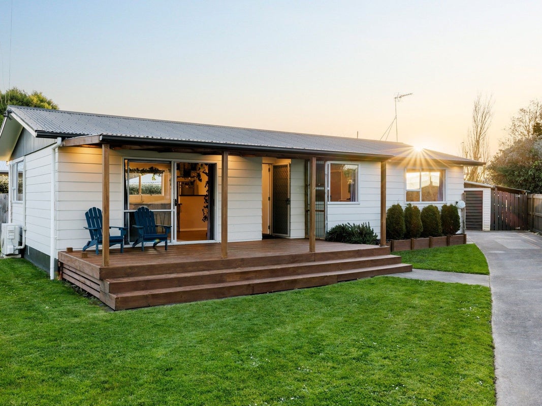 31 School Road, Whatawhata - Carousel 1