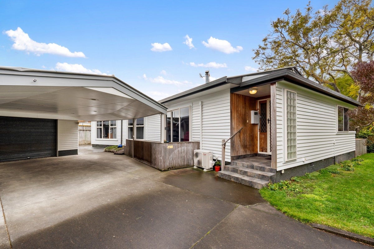 11 Willow Drive, Taradale, Napier, Hawke's Bay - Carousel 12