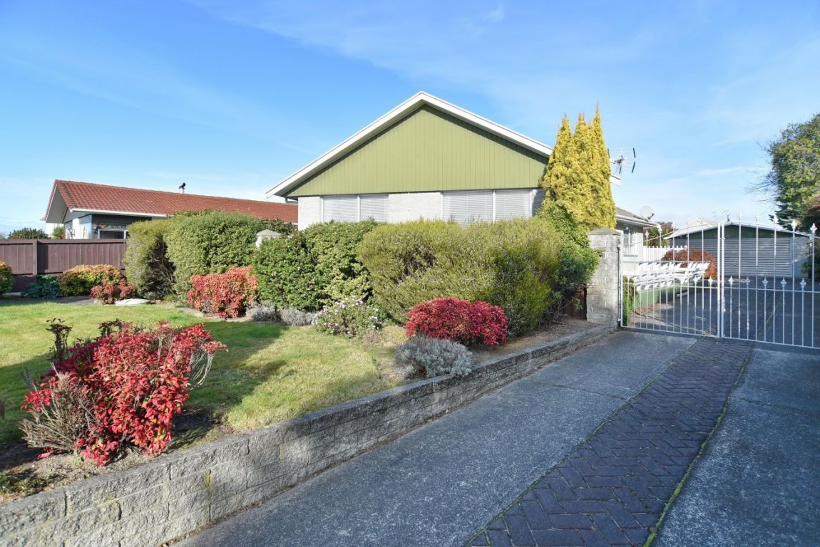 19 Heathglen Avenue, Parklands, Christchurch - Carousel 23