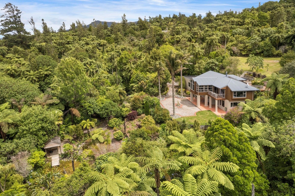 425B LUND ROAD, Katikati, Western Bay Of Plenty - Carousel 33