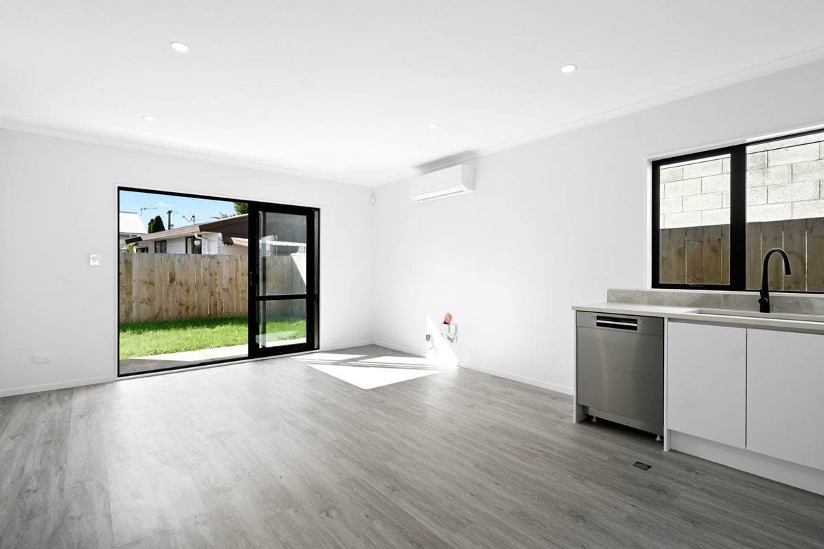 4/54 Insoll Avenue, Enderley, Hamilton - Carousel 2
