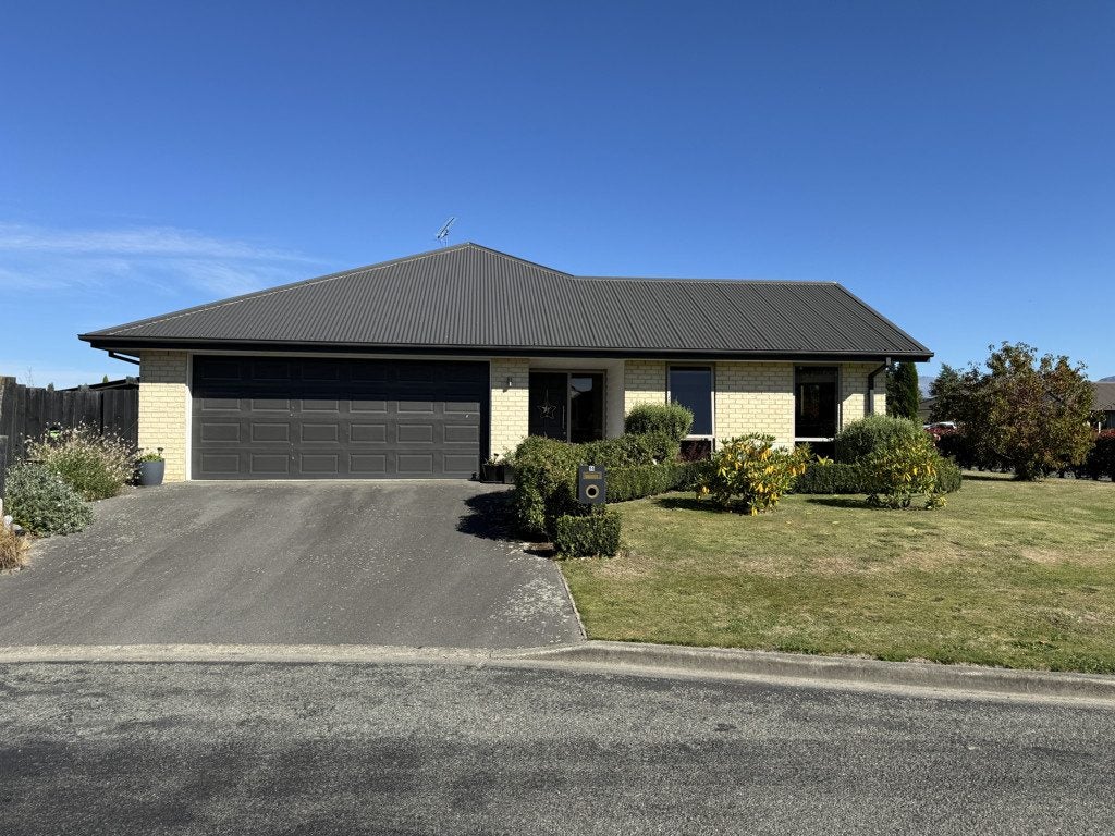 14 Wayne Place, Methven, Methven - Carousel 2
