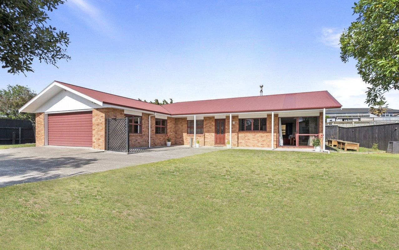 62 Union Street, Foxton, Foxton - Carousel 1