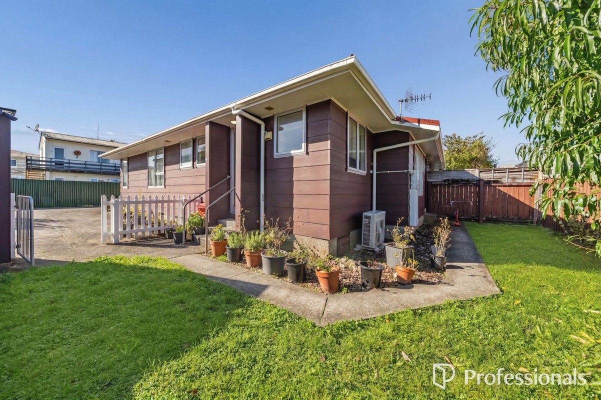 43B McParland Street, Ebdentown, Upper Hutt - Carousel 1