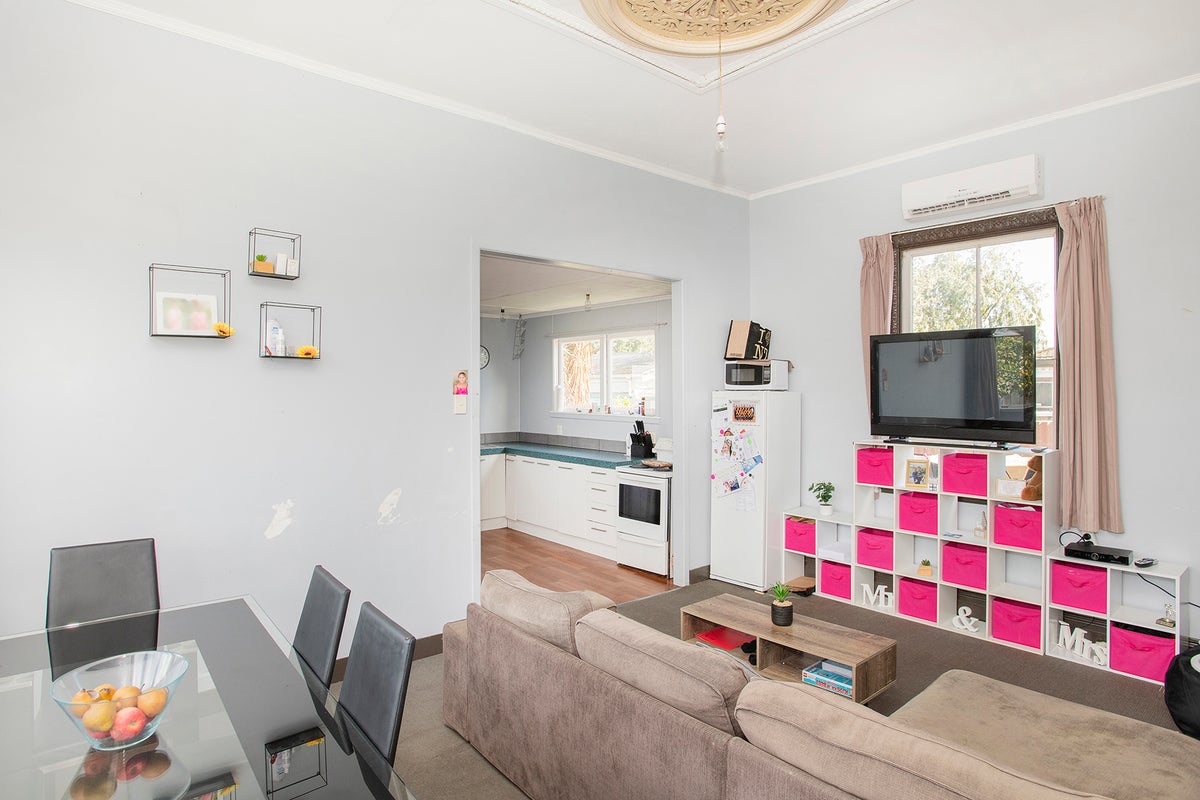 21A Haldane Street, Elgin, Gisborne - Carousel 25