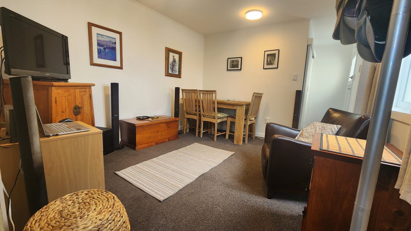 11 Caledonia Street, Miramar, Wellington - Carousel 1