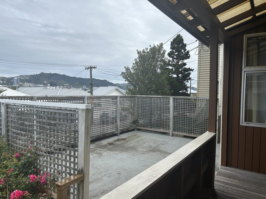 79 Austin Street, Mount Victoria, Wellington - Carousel 1