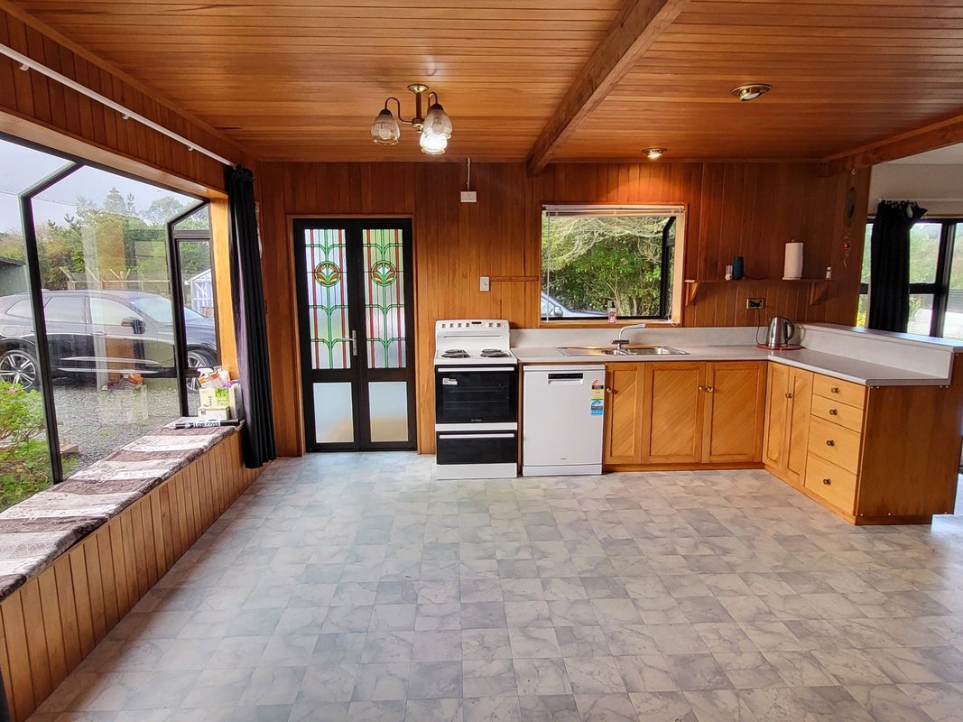 21 Camerons Road, Camerons, Greymouth - Carousel 2