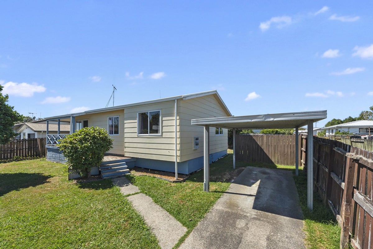 371A Kahikatea Drive, Dinsdale, Hamilton - Carousel 1