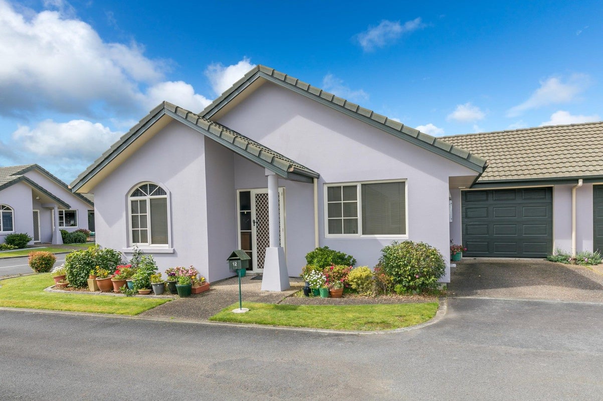 12/16 Rototuna Road, Flagstaff, Hamilton - Carousel 2