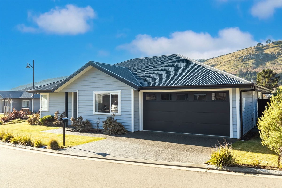 44/64 Port Hills Road, Heathcote Valley, Christchurch - Carousel 1