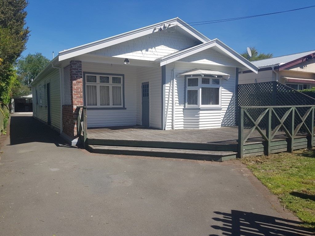 36 Hendon Street, Edgeware, Christchurch - Carousel 1