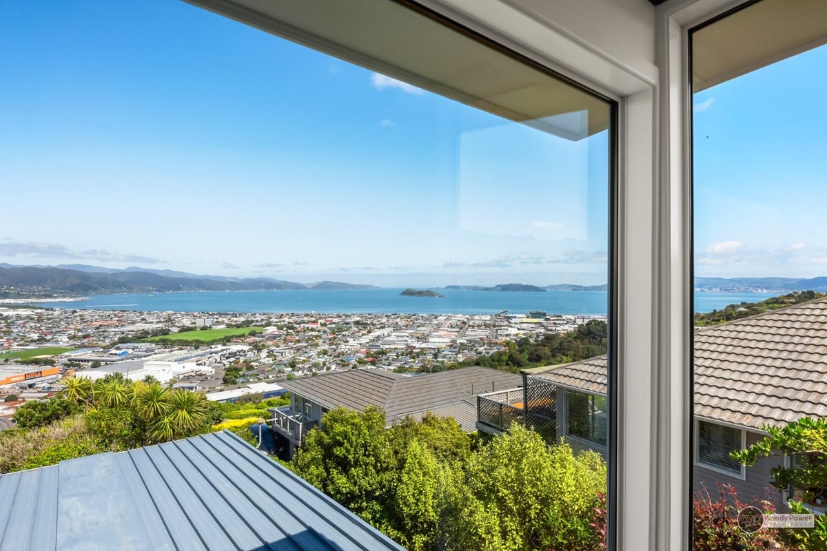 92B Dowse Drive, Maungaraki, Lower Hutt - Carousel 2