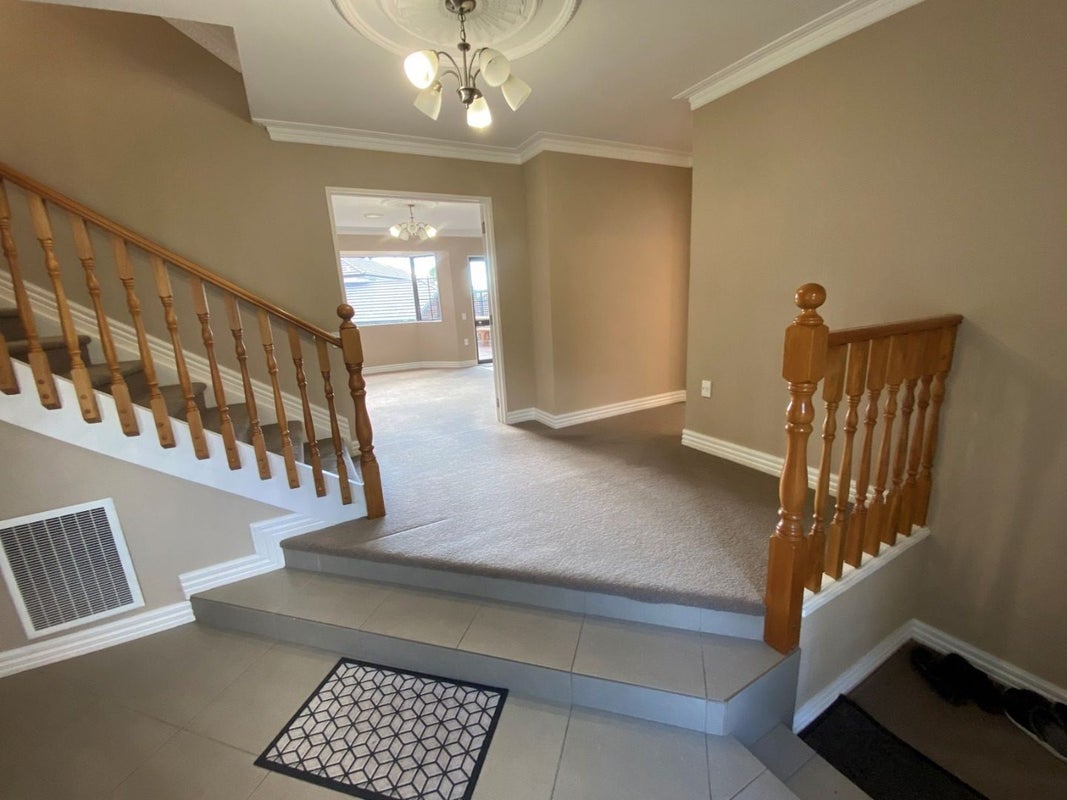 9 Hinton Place, Pyes Pa, Tauranga - Carousel 2