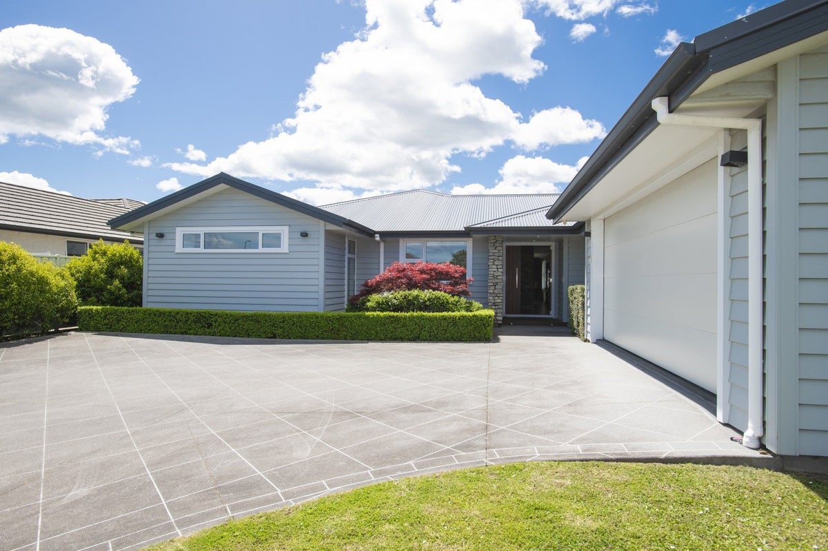 23 Joanne Street, Lytton West, Gisborne - Carousel 2