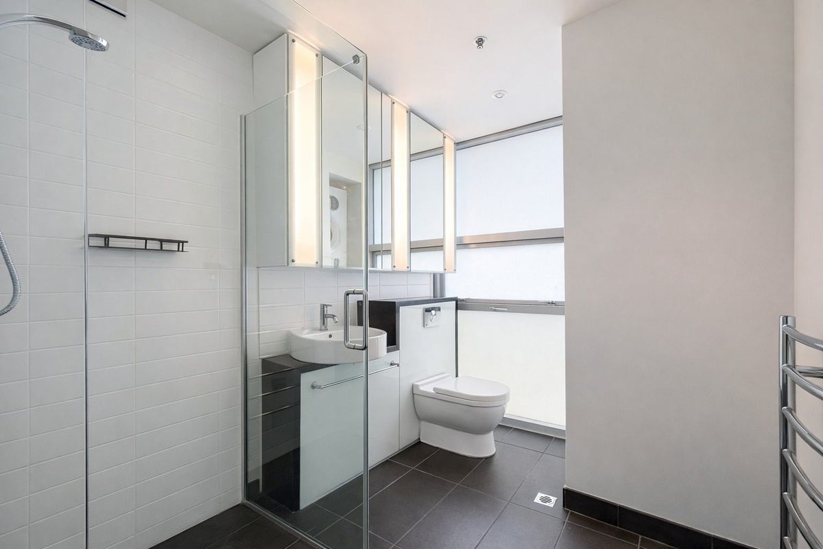5/184 Molesworth Street, Thorndon, Wellington - Carousel 5