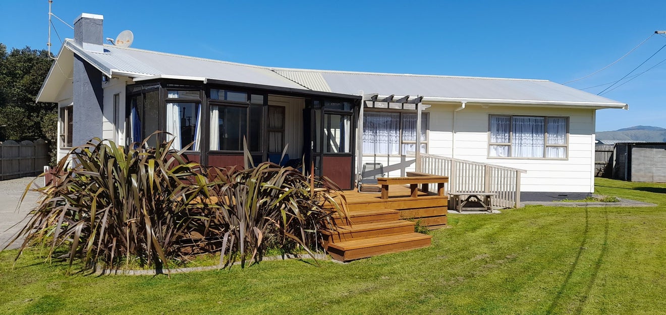 22A The Avenue, Otaki Beach, Otaki - Carousel 17