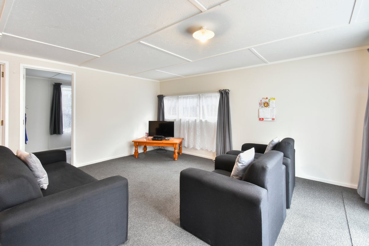 19 Secretariat Place, Randwick Park, Auckland - Carousel 10
